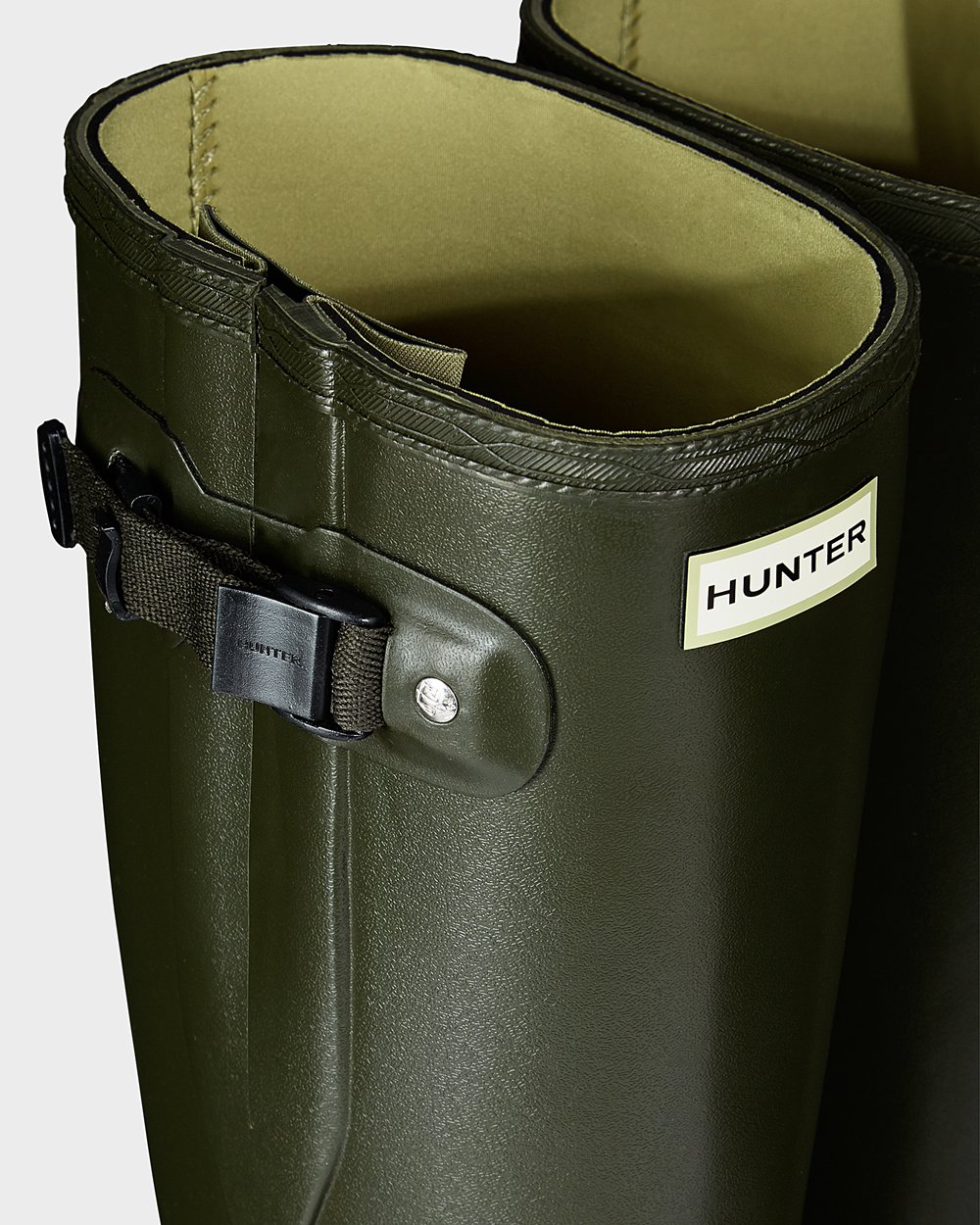 Botas de Lluvia Altas Hunter Hombre - Norris Field Side Adjustable Neoprene Lined - Verde Oscuro Oli